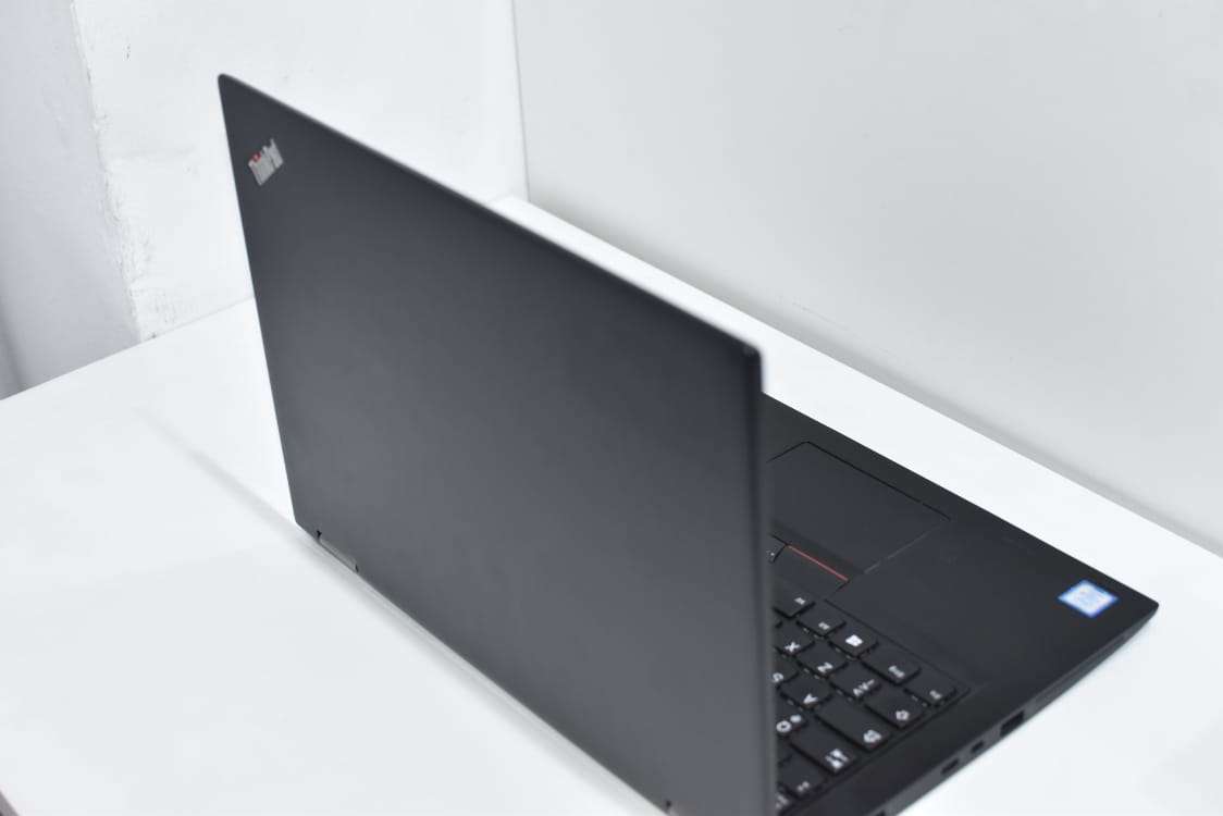 Lenovo Yoga i5 7th Generation - Image 2
